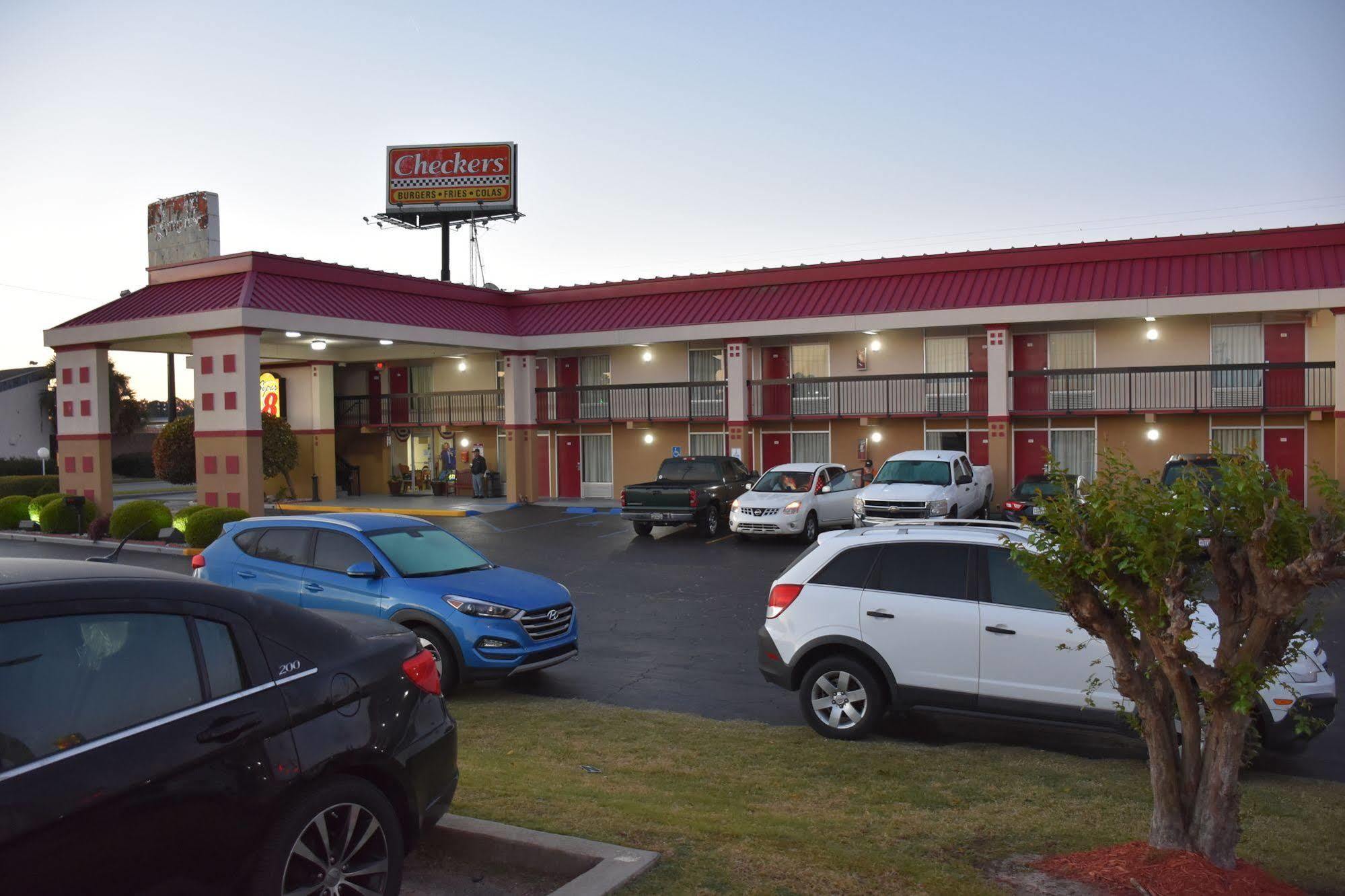 Super 8 By Wyndham Tifton Hotell Eksteriør bilde