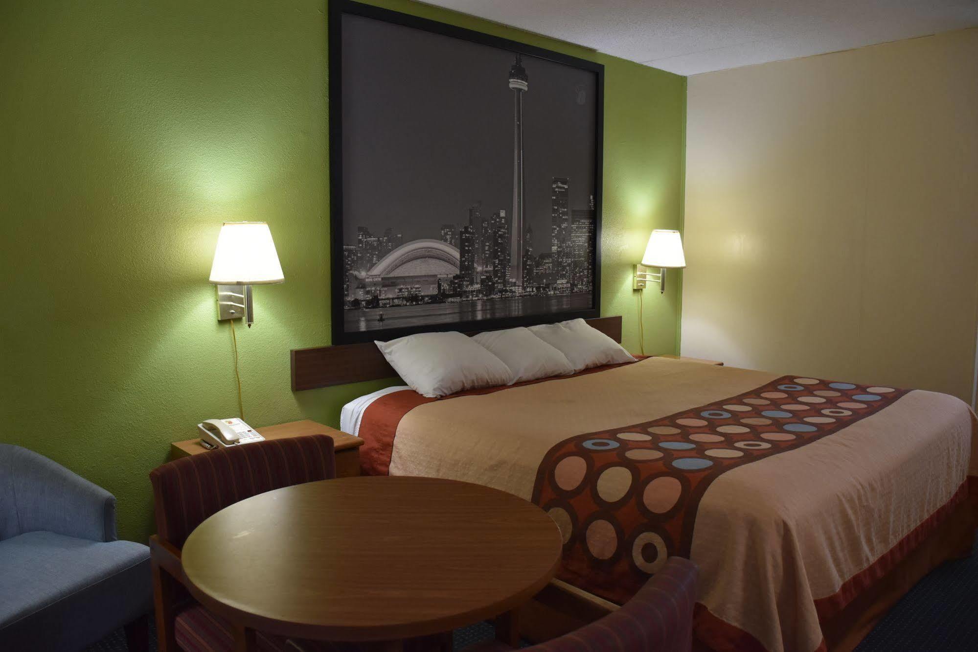 Super 8 By Wyndham Tifton Hotell Eksteriør bilde