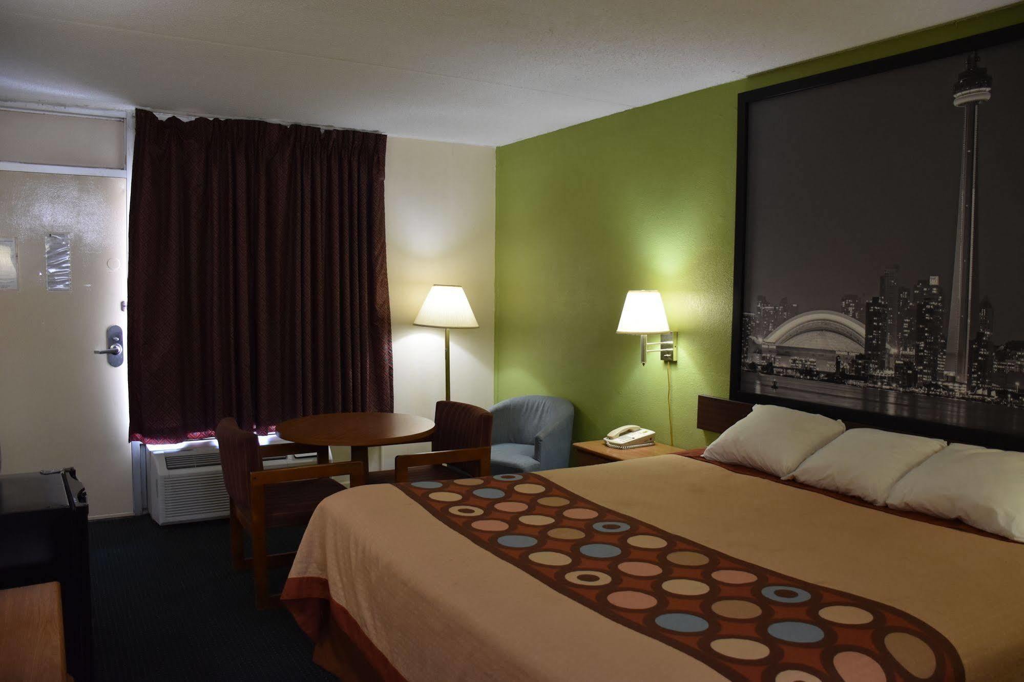 Super 8 By Wyndham Tifton Hotell Eksteriør bilde